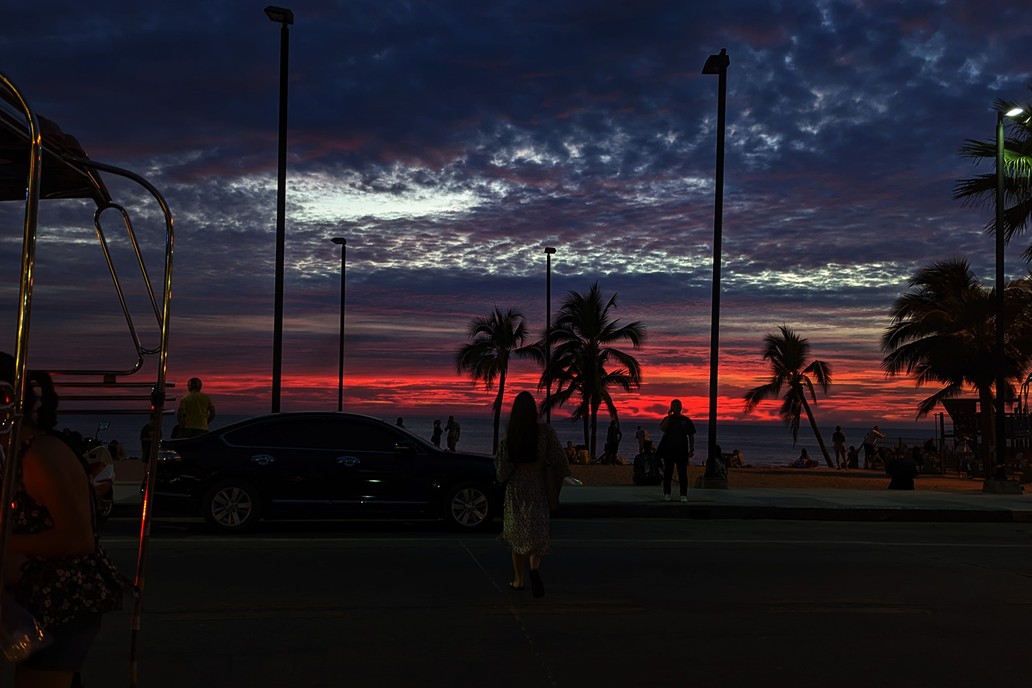 パタヤビーチの夕焼けの写真